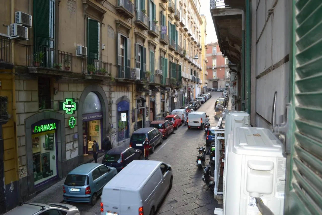 questo rinascimento CASA AUDREY Napoli 0*,